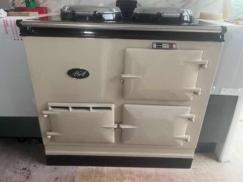 2 Oven Refurbished Aga Cooker (Dropcloth)