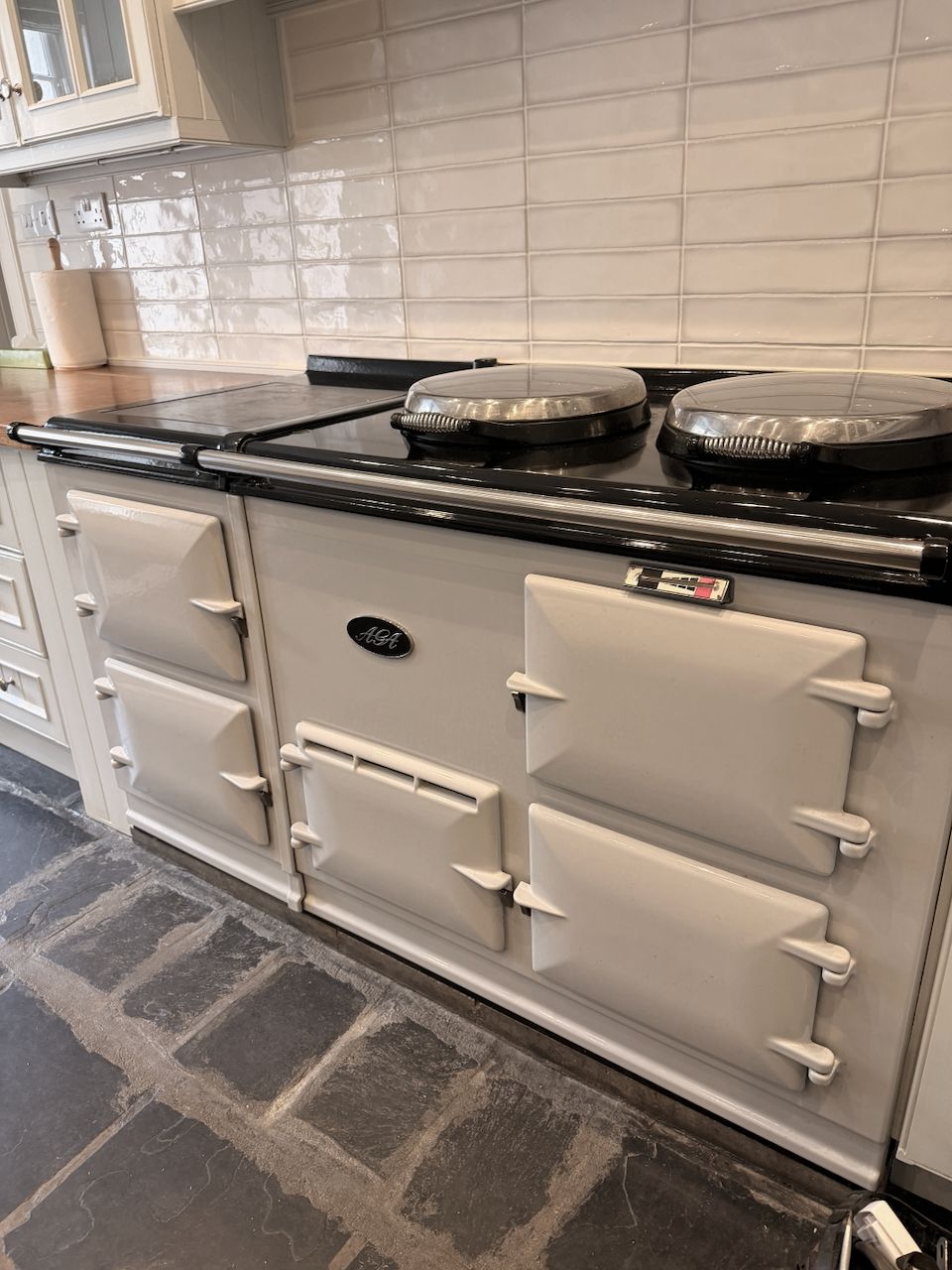 4 Oven Aga Cooker - with Original Front (Pearl Ashes) 4 Oven Aga Cooker - with Original Front (Pearl Ashes)