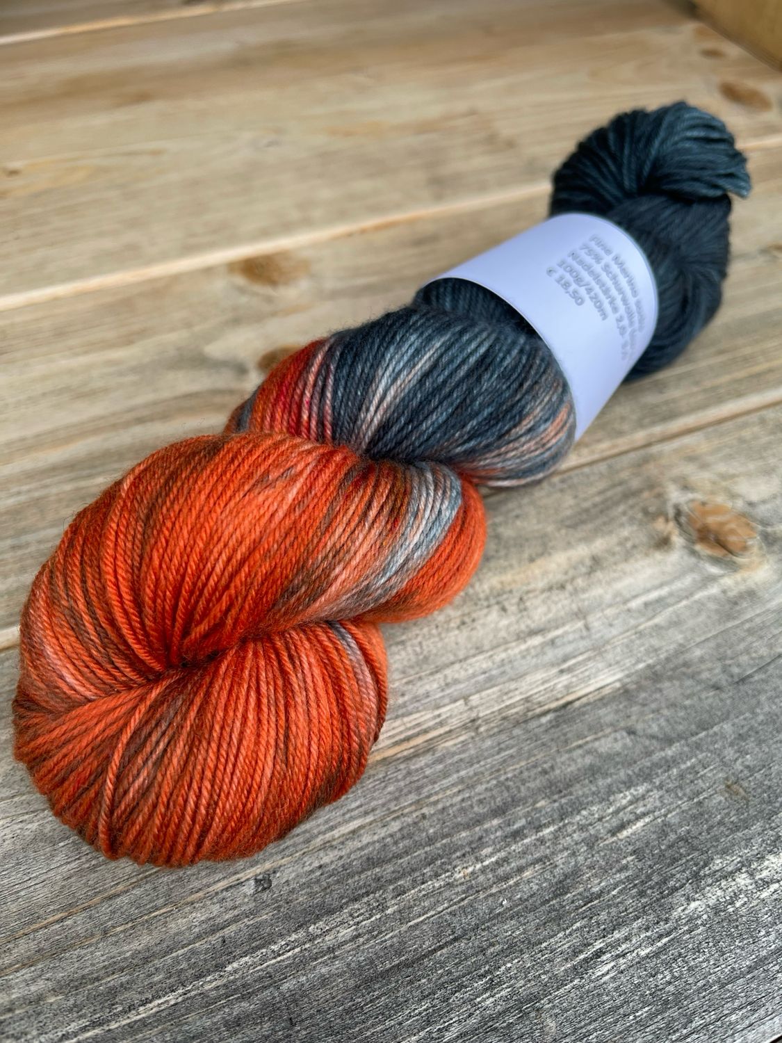 Fine Merino socks „Glut“ VOR-ORDER