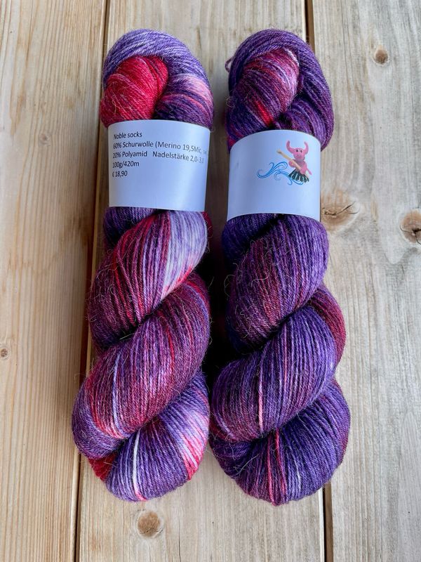 Noble „rot-violett“