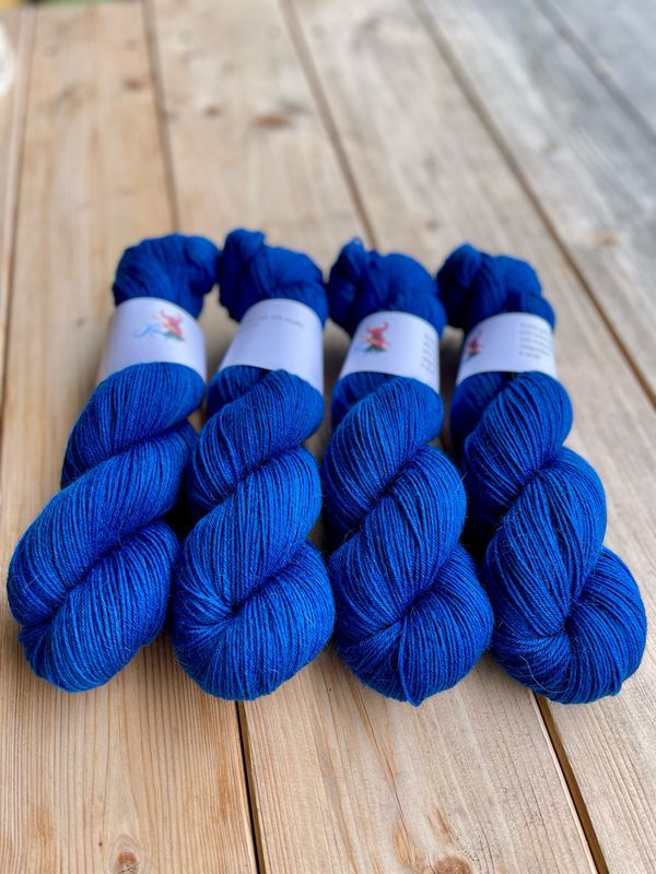 Noble „blau“