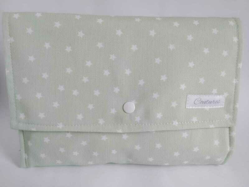 PAÑALERA VERDE ESTRELLAS BLANCAS