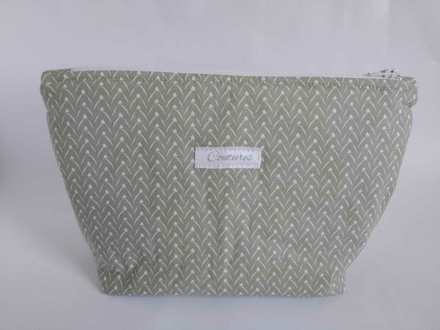 NECESER VERDE PUNTAS BLANCAS