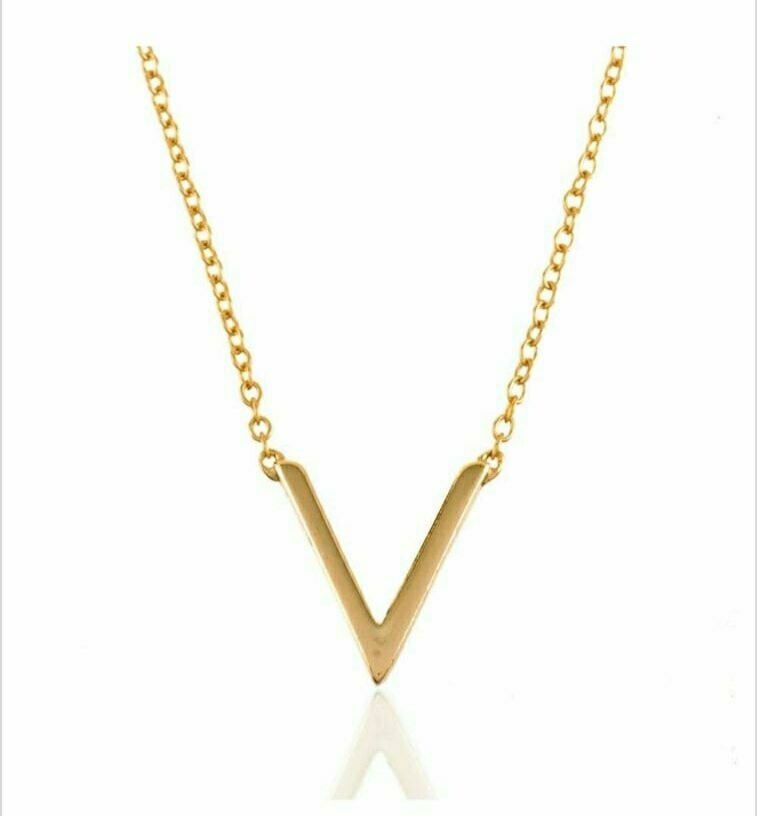 COLLAR "V" ORO