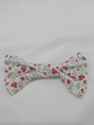 LAZO FLORES ROJAS Y VERDES