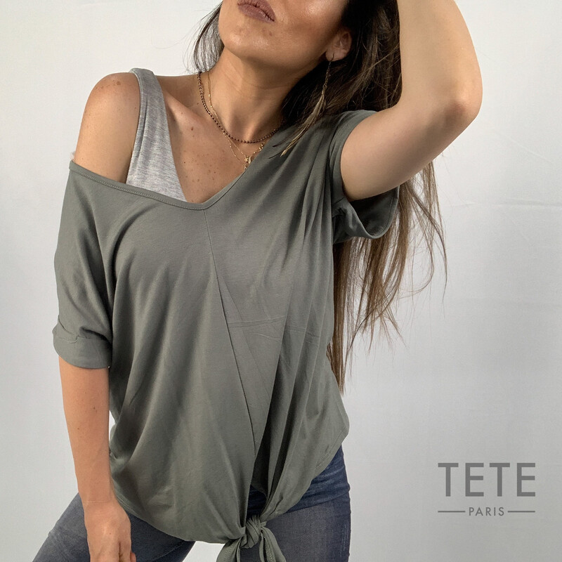 Blusa con nudo