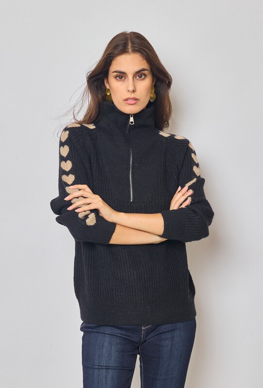Sweater negro corazón