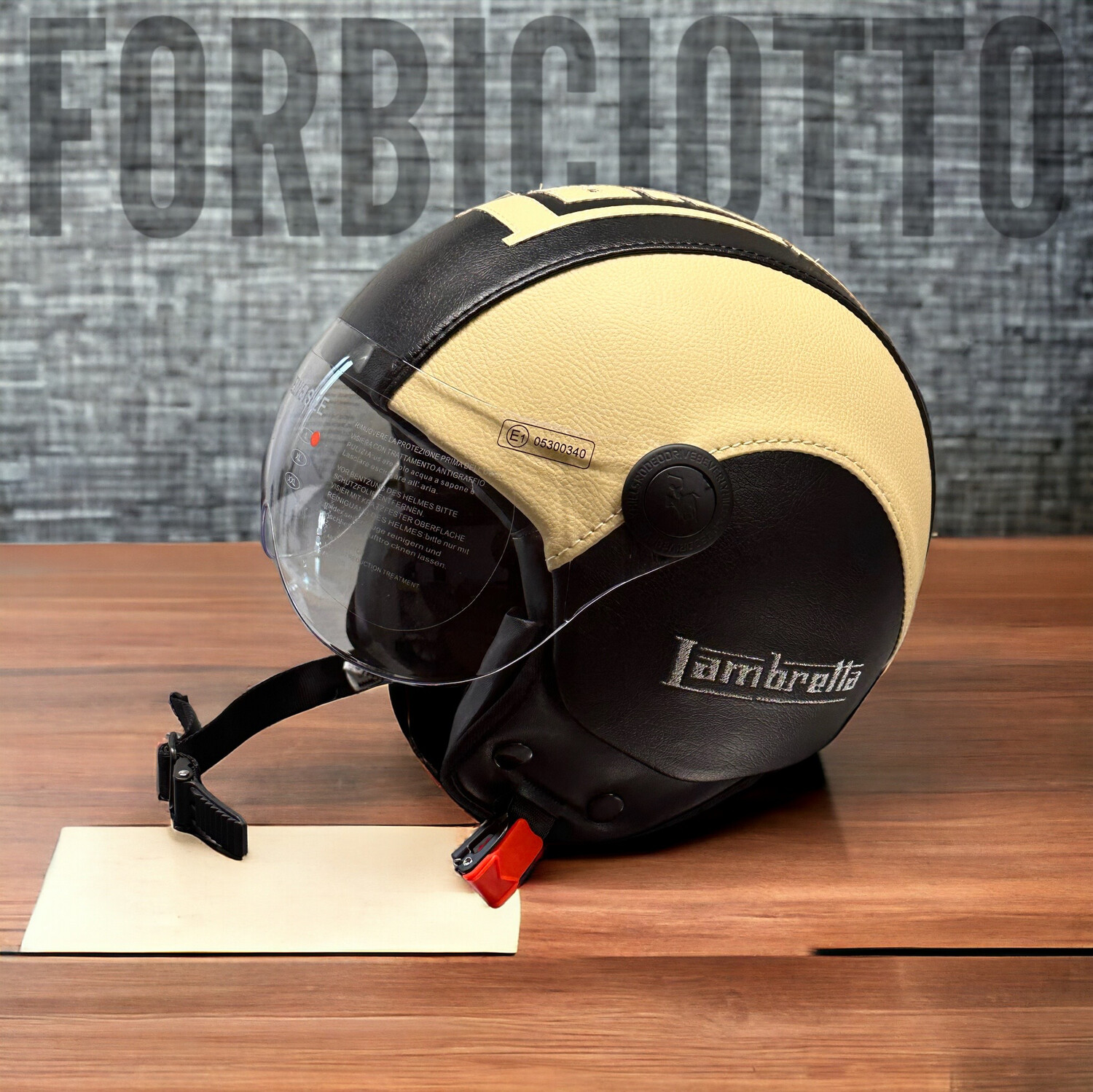 D. 09 Lambretta Ricamo Centrale