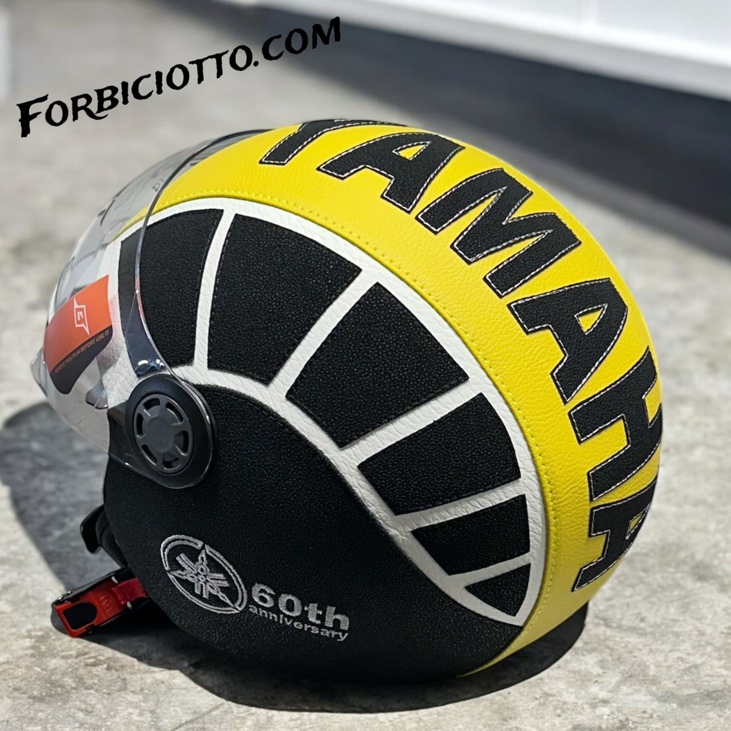 Yamaha 60 Anniversario