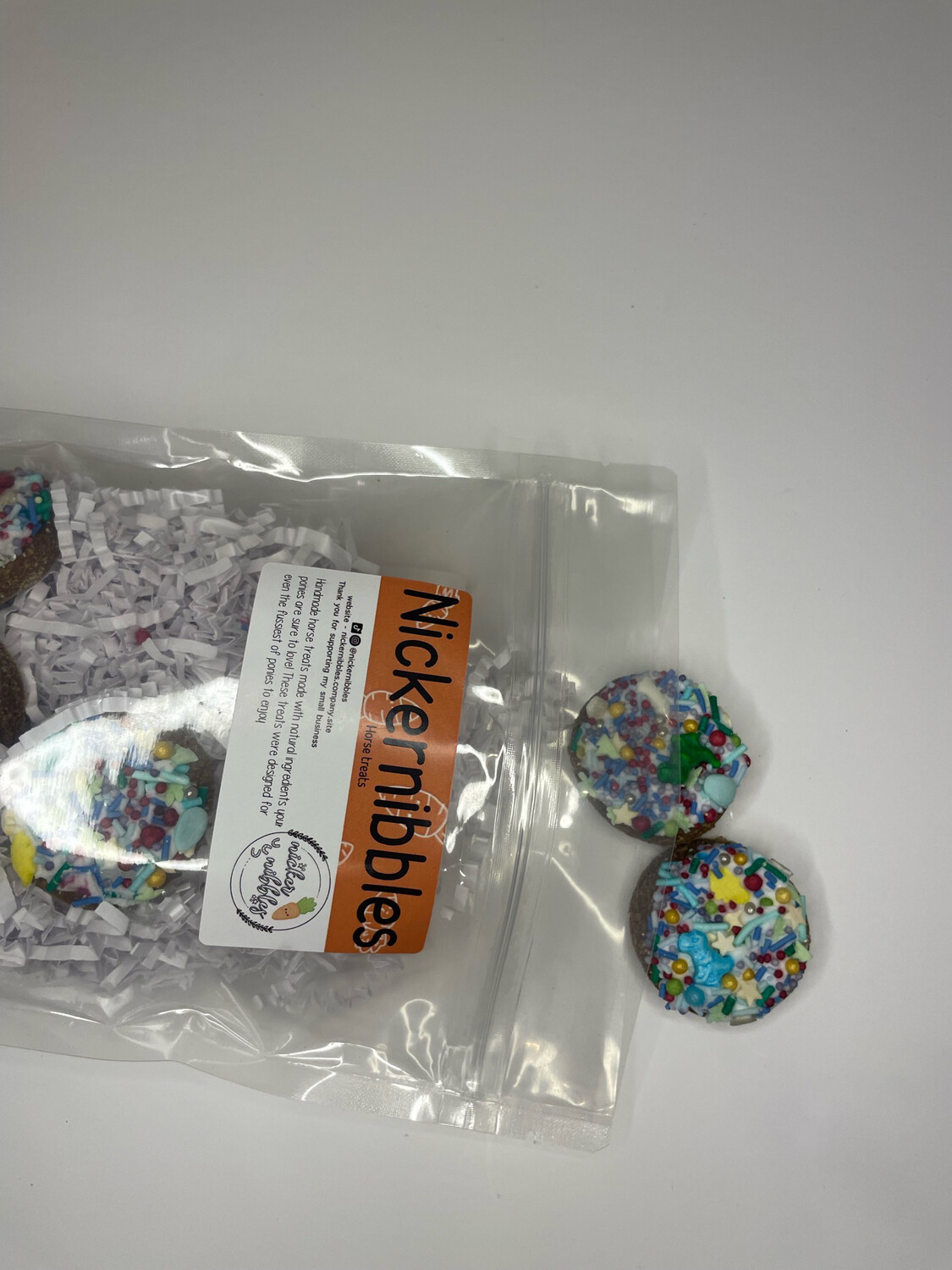 Dino sprinkled bites
