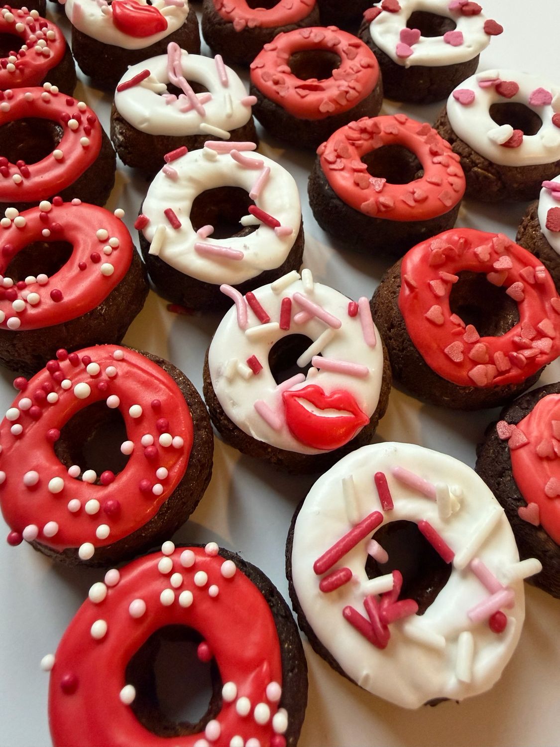valentines dinky donuts