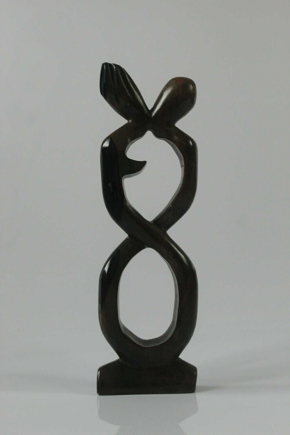 Couple Sculpture