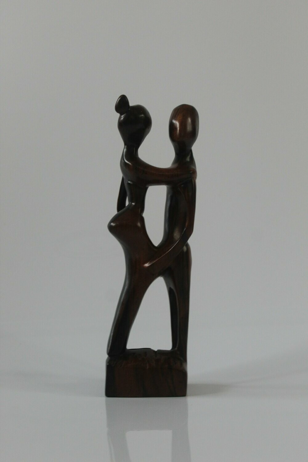 Couple Sculpture