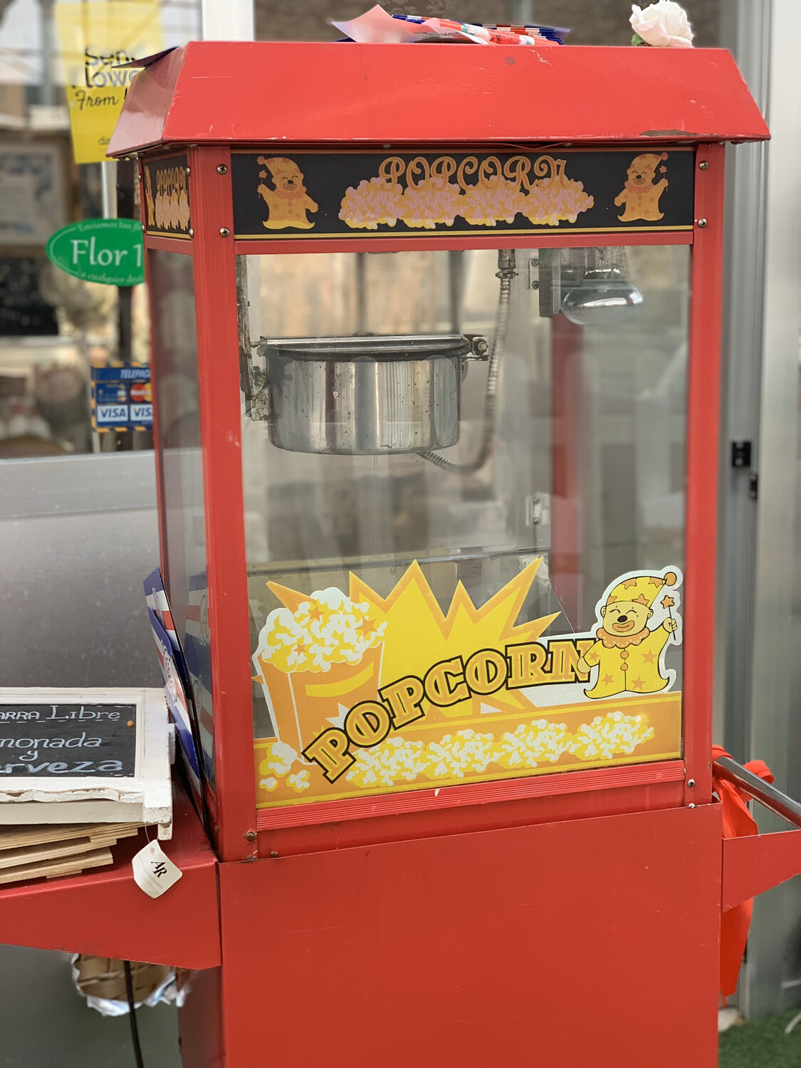 Alquiler de carro de palomitas