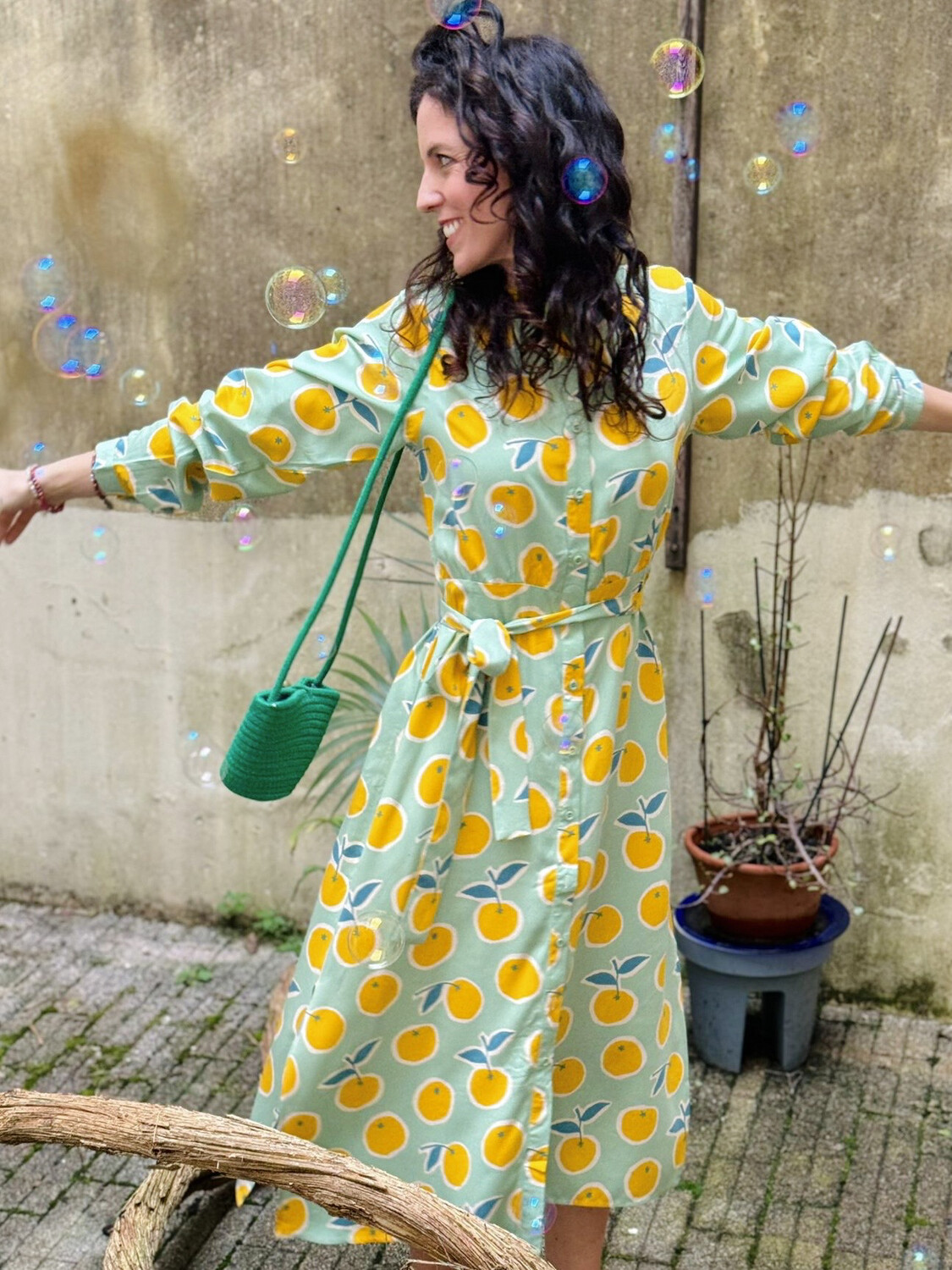 ABITO MIDI CON YUZU