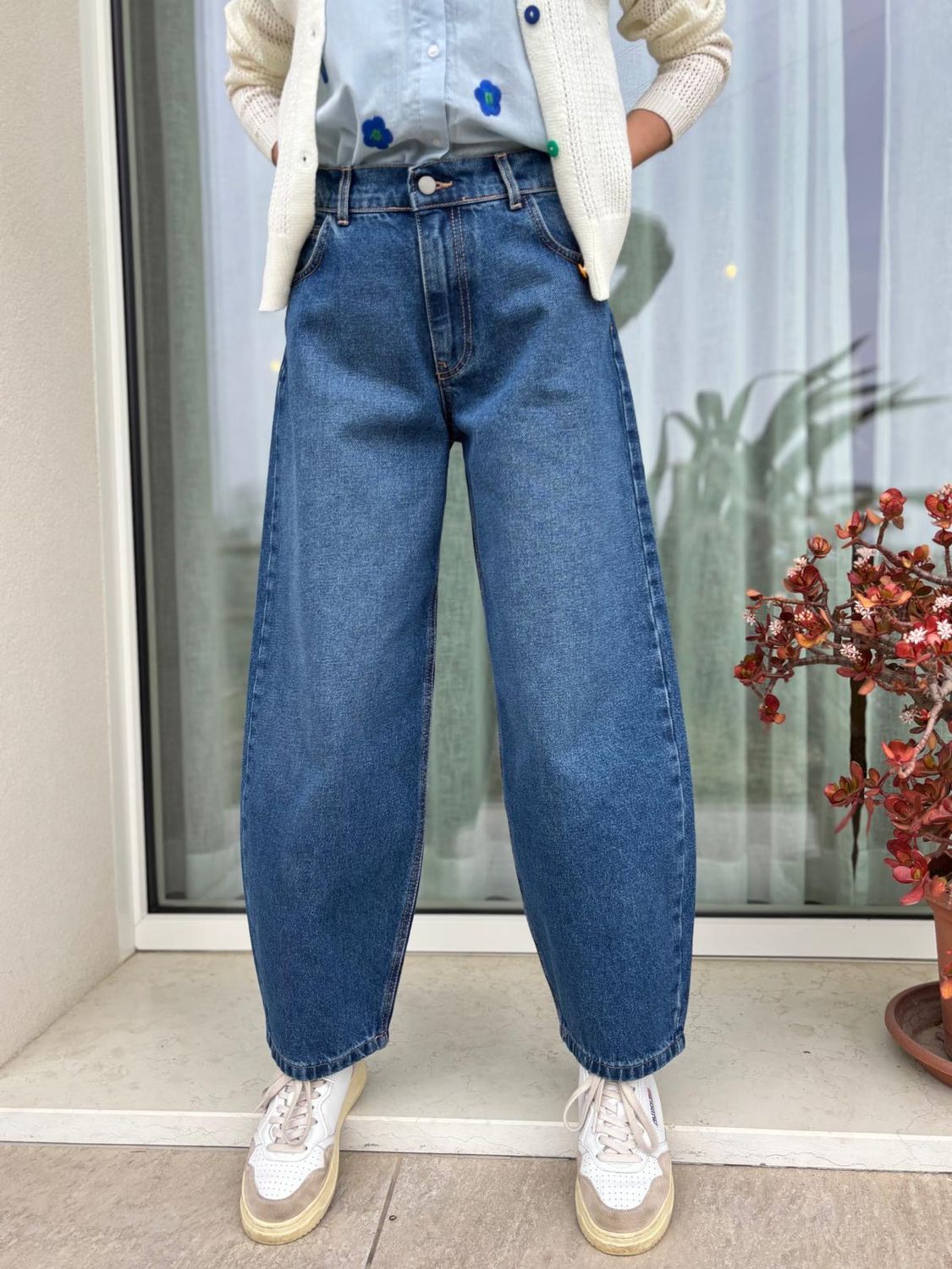BLUE JEANS