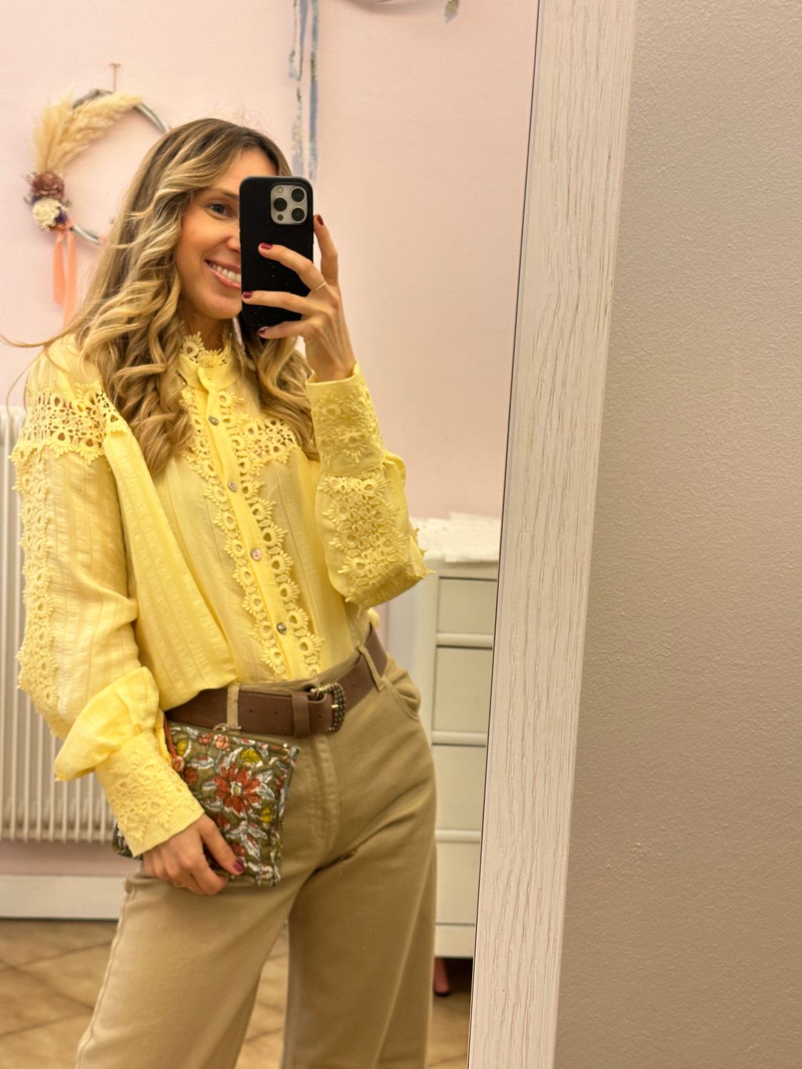 CAMICIA CON MERLETTI BANANA