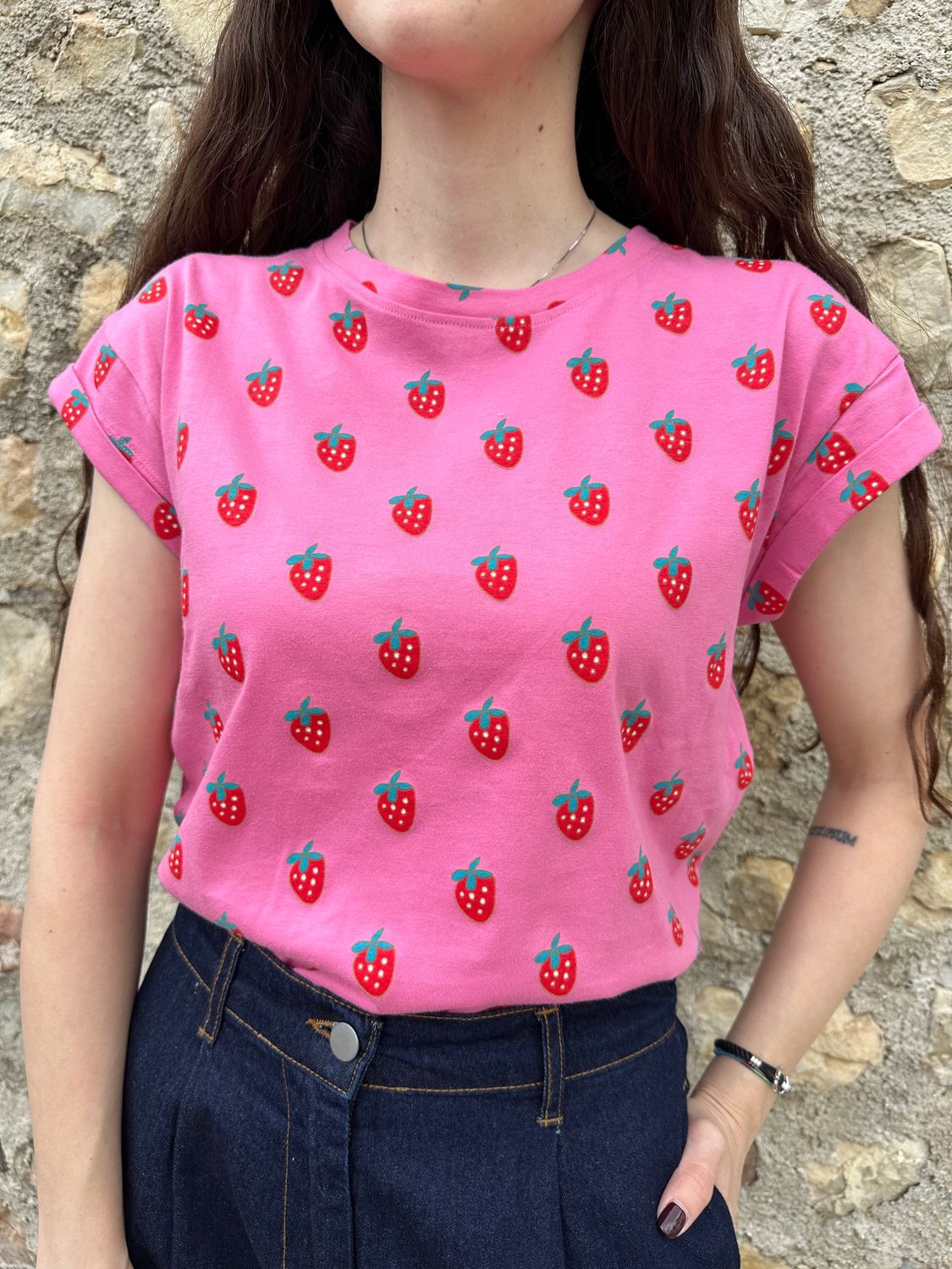 T-SHIRT ROSA CON FRAGOLE