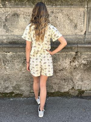 SHORTS CON STAMPA ELEFANTE
