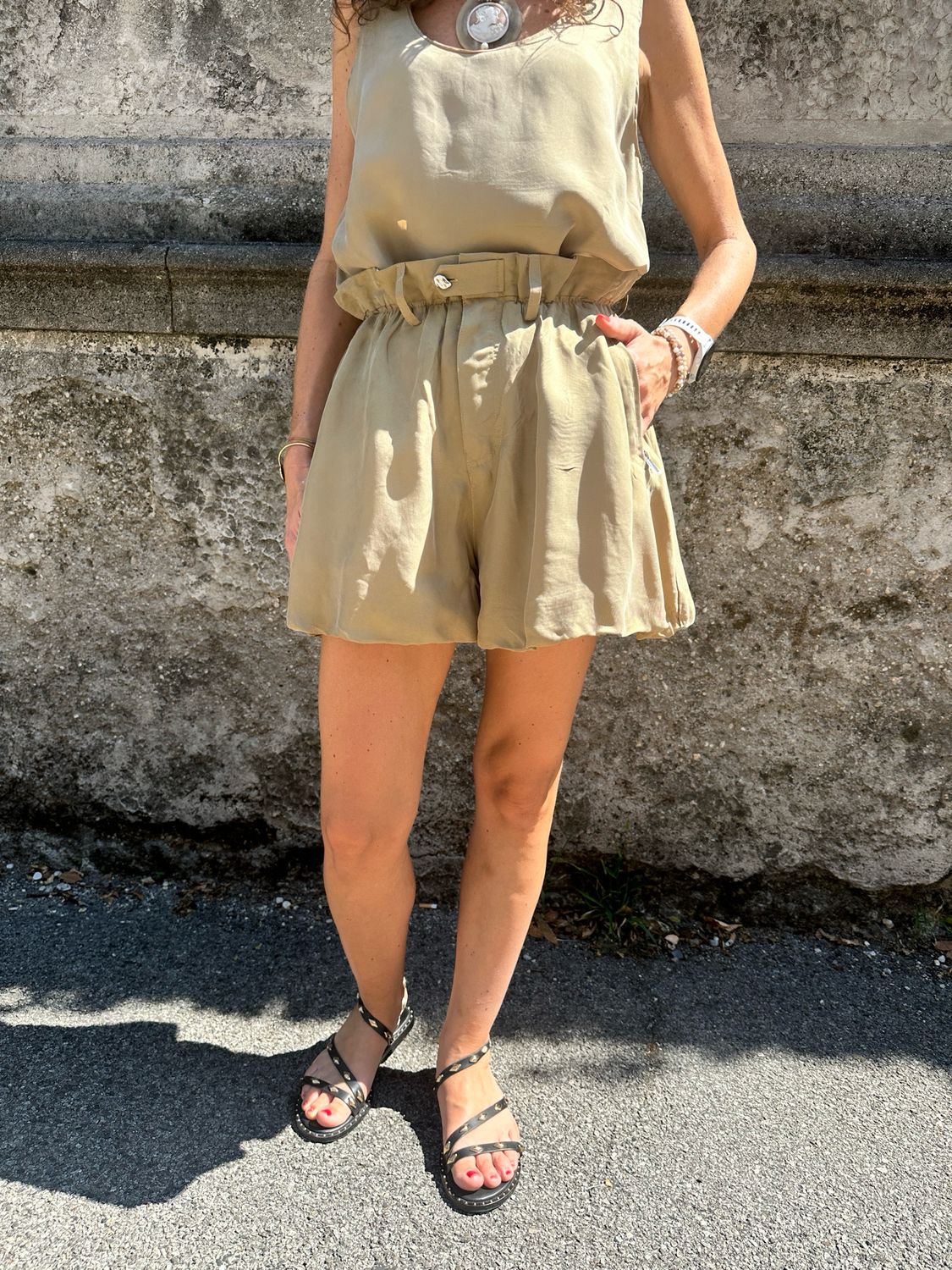 SHORTS VERDE OLIVA A PALLONCINO