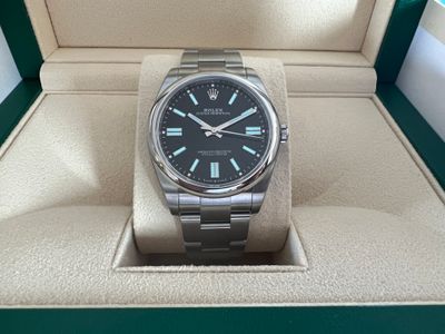 Rolex Oyster Perpetual 41mm 124300 Black Dial