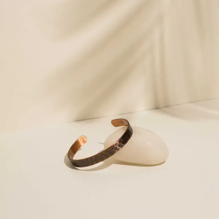 Forrest & Love Kupfer-Armreif Antik Gehämmert Forrest & Love Kupfer-Armreif Antik Gehämmert