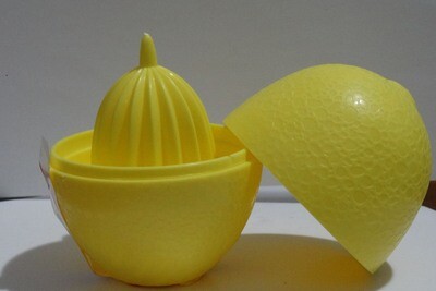 Λεμονοστίφτης πλαστικός 8Χ8εκ