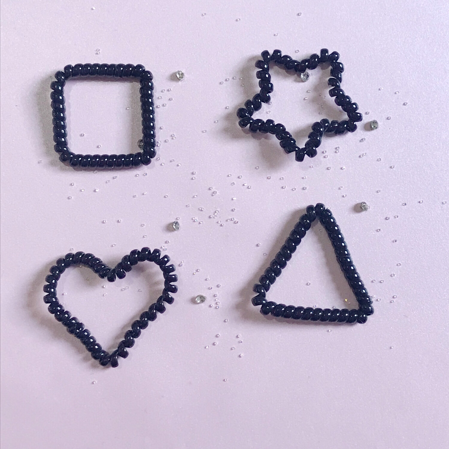 Λαστιχάκια σπιράλ μαύρα σχέδια