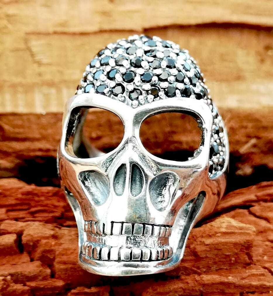 Totenkopf mit schwarzen Zirkonias, Mikro Setting, Echt Silber