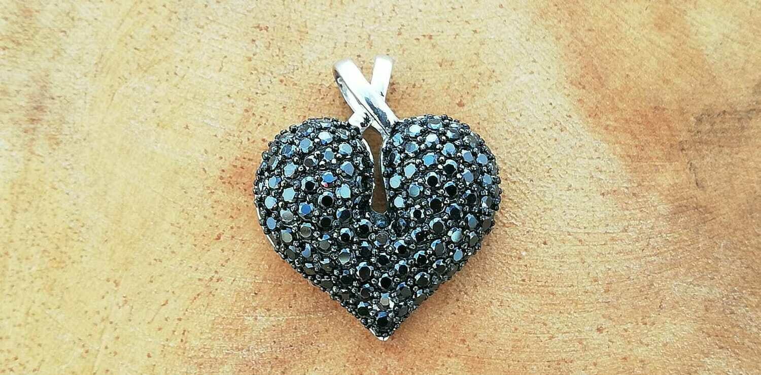 Herz  mit schwarzen Zirkonias, Echt Silber 925 Anhänger