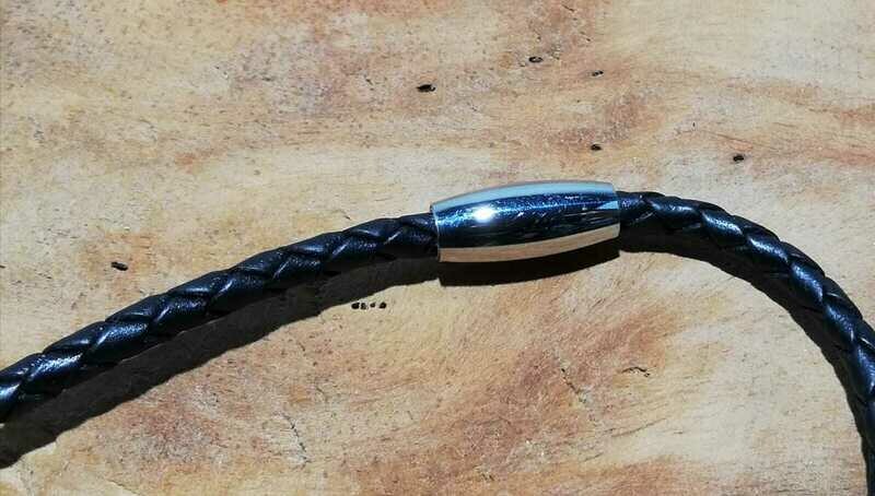 Lederband, Lederktte, Geflochtene Echt-Leder Kette, schwarz mit Magnetverschluss in 4mm Stärke