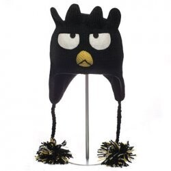 Schwarzer Pinguin mit spiky hairs, Tiermütze,  handgestrickt..mit Fleece  Innen  gefüttert...Mollig warm