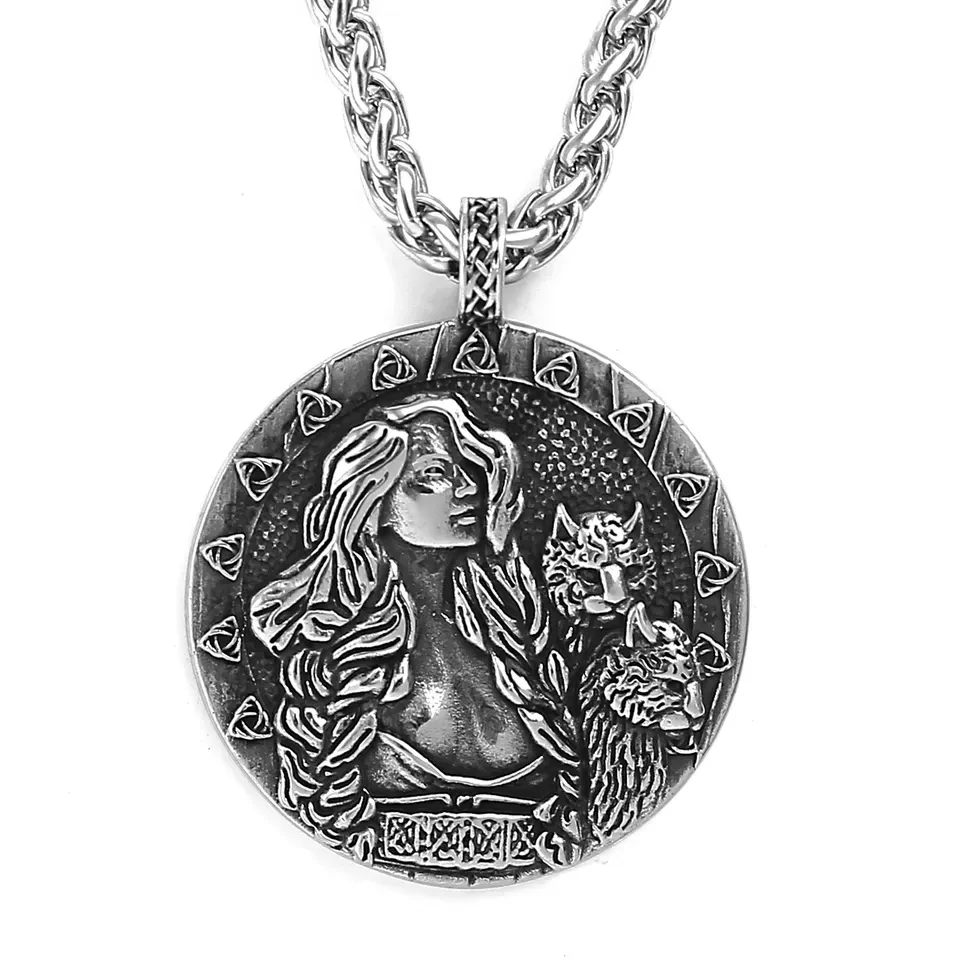 Freya Edelstahl Anhänger und Triqueta auf der hinteren Seite, Anhänger mit Kette