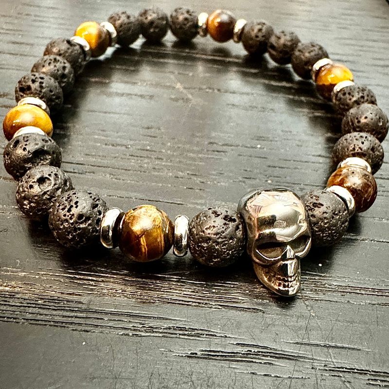 Totenkopf Armband aus Lavastein, EchtemTigerauge und Edelstahl Beads, Länge ca. 21 cm flexibel durch Gummizug...Original Poporry