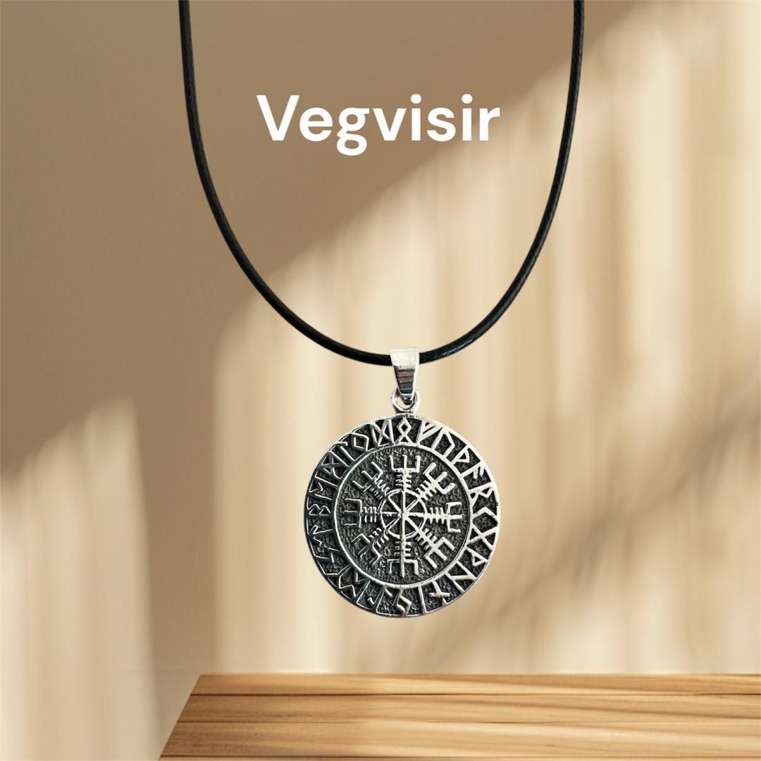 Vegvisir (Nordischer Kompass oder Wikinger Kompass) mit Runen, Echt Silber 925 Anhänger