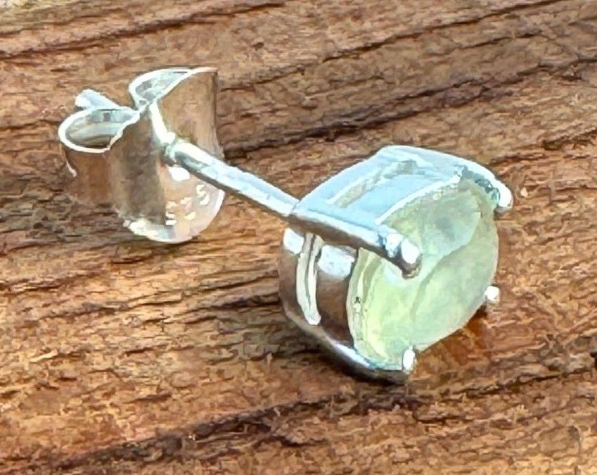 Mondstein Ohrstecker, echt Silber, facettiert Oval ,  Echte Steine, Paarpreis, Genuine Moonstone Ear Studs