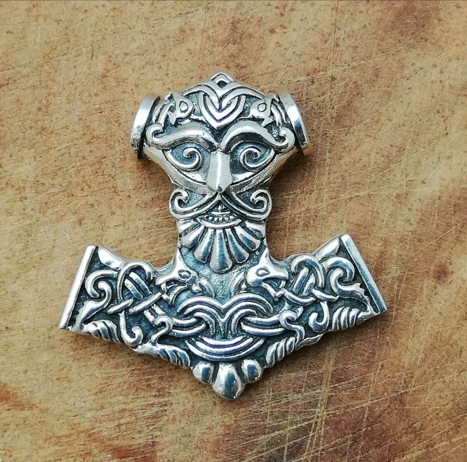 Thors Hammer Mjölnir mit Wikinger Gesicht, Echt Silber 925 Thors Hammer Mjölnir mit Wikinger Gesicht, Echt Silber 925