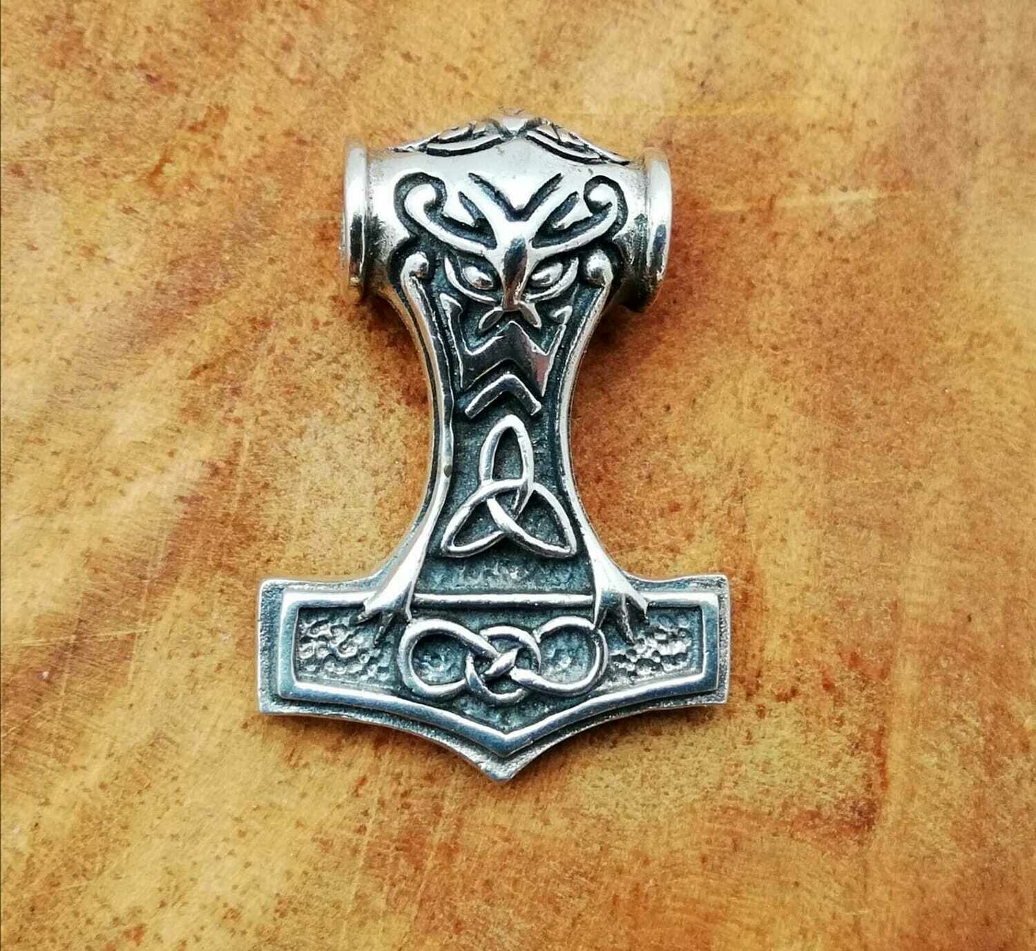 Thors Hammer mit keltischem Knoten, Echt Silber 925 Thors Hammer mit keltischem Knoten, Echt Silber 925