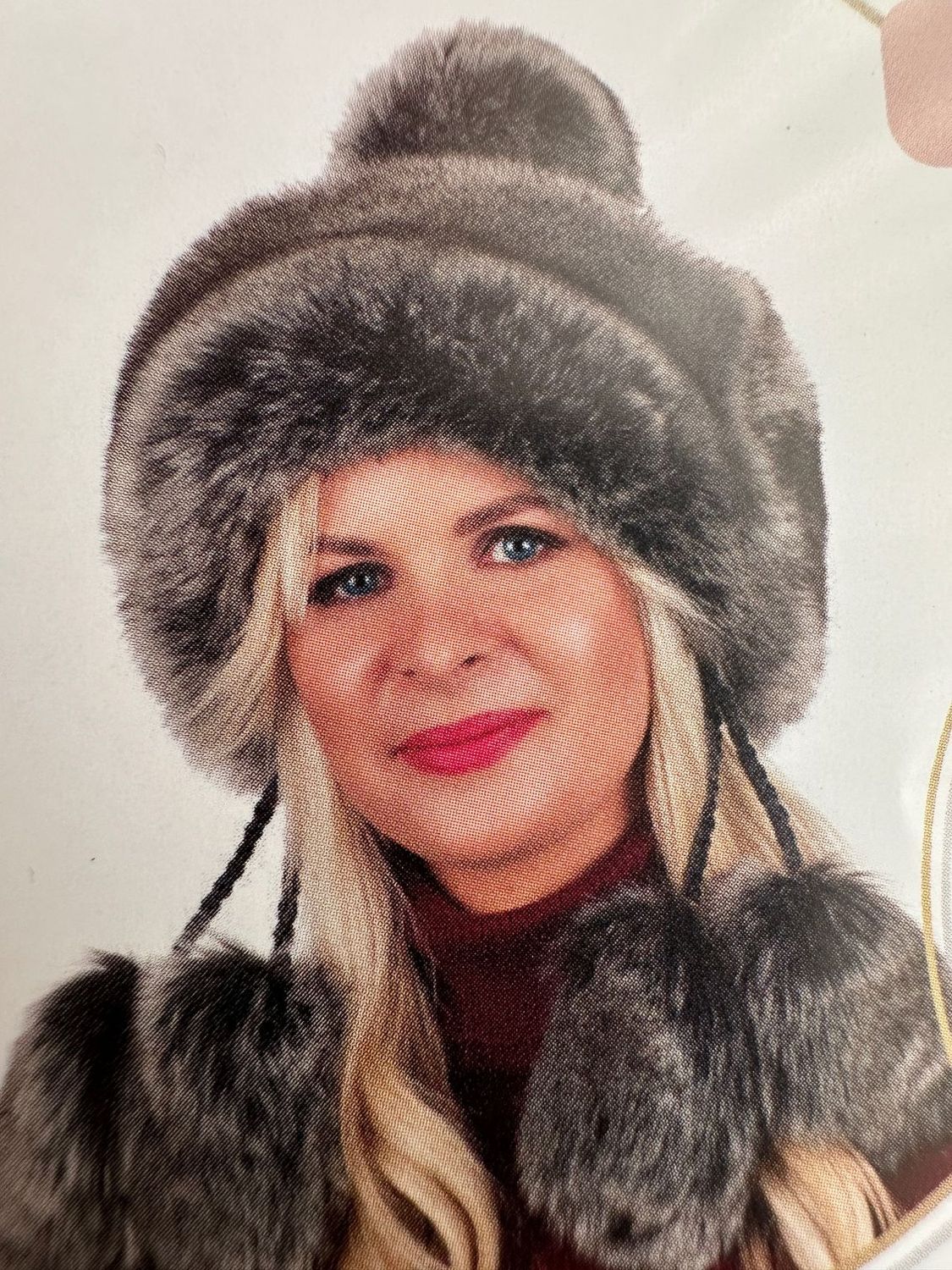 Caniche TZ , Tatra Mütze,Mongolen Mütze  aus der hohen Tatra mit Fleecefutter, in Dunkelgrau gestrickt mit  hell Grauem Fellrand,  aus Fellimitat, Handarbeit aus EU