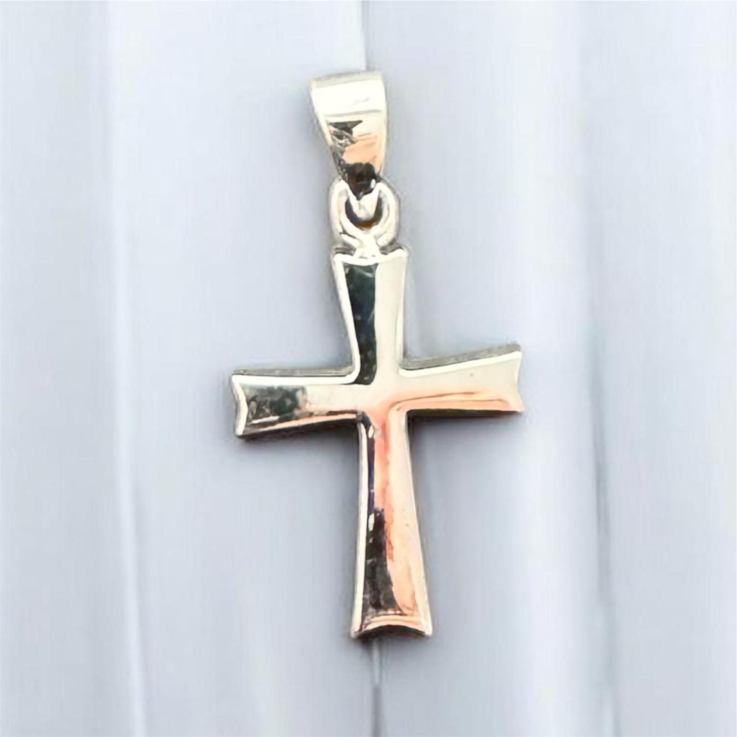 Klassisches Kreuz,  Anhänger aus Echt Silber 925, massiv und edel