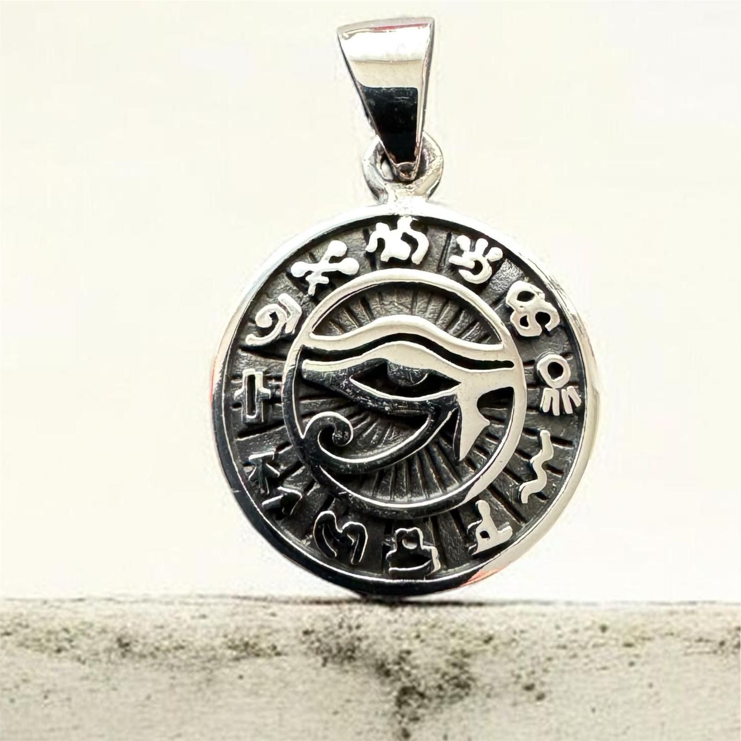 Auge von Horus. Utchat, RA, Thoth und der Maat, Echt Silber Anhänger 925