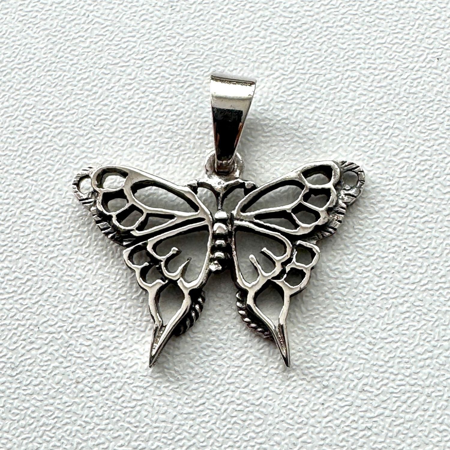 Schmetterling Kettenanhänger,  Echt Silber filligran  gearbeitet, 925 Sterling Silber Anhänger als Schmetterling