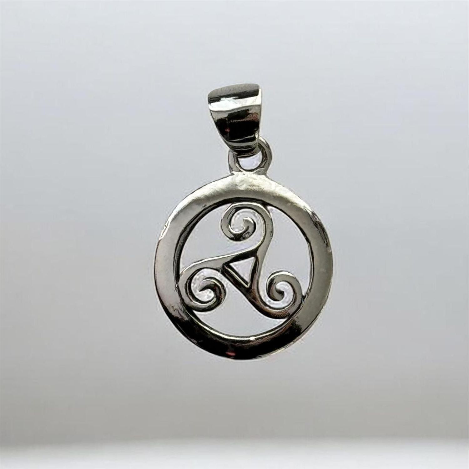 Keltische Triskele in Silber, 925 Sterling Silber, Celtic Triskele Silver Pendant