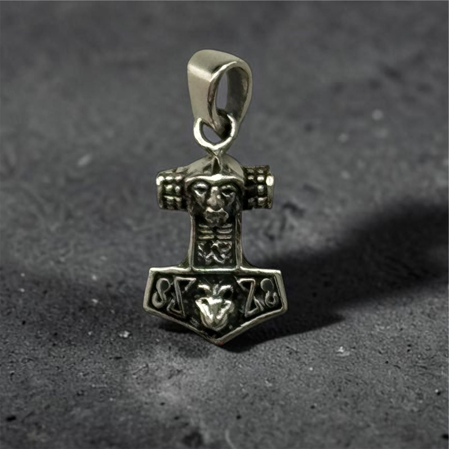 Thors Hammer Mjölnir mit Wikinger Gesicht  Echt Silber 925