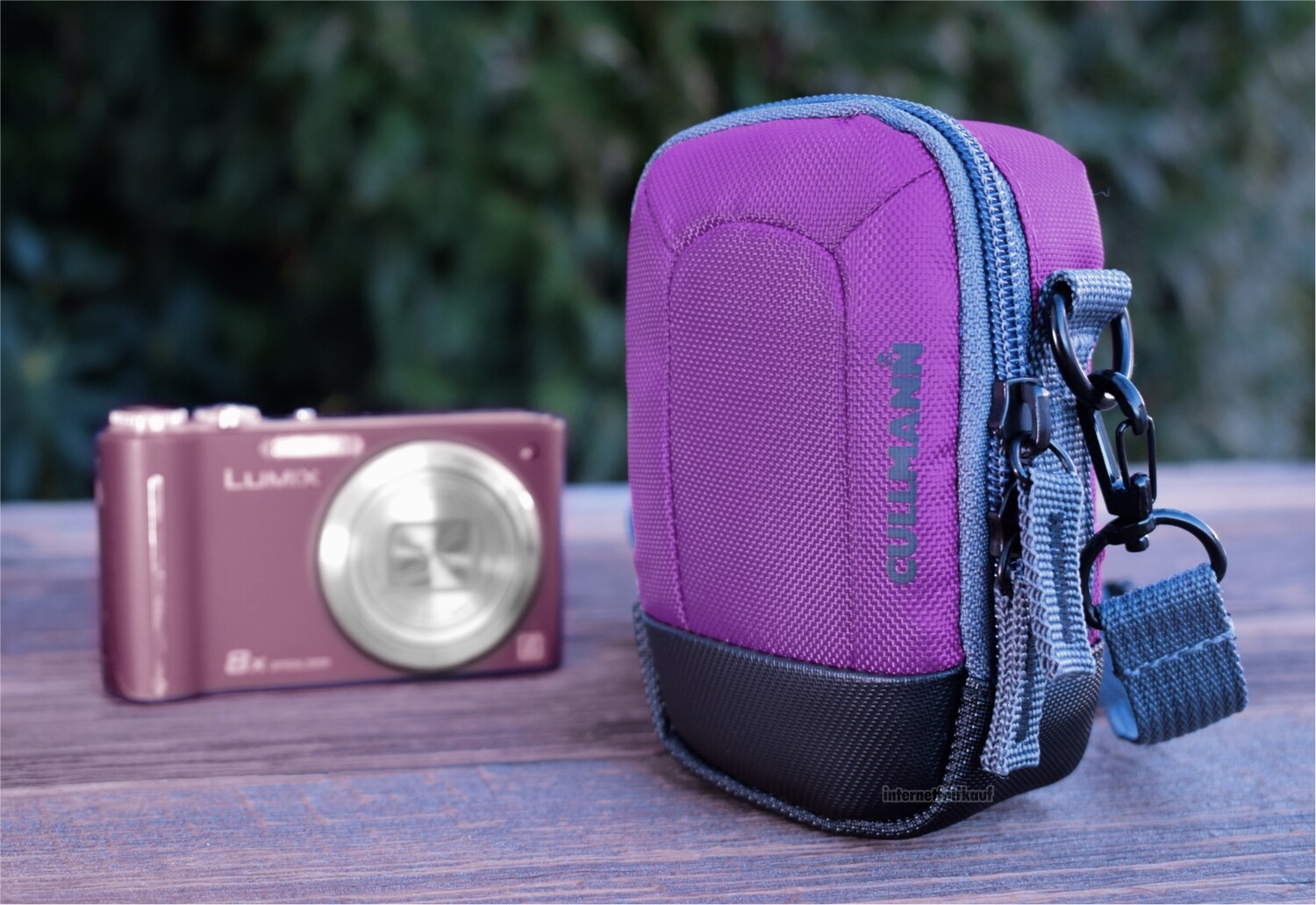 Kameratasche purple passend für Canon IXUS 220 HS