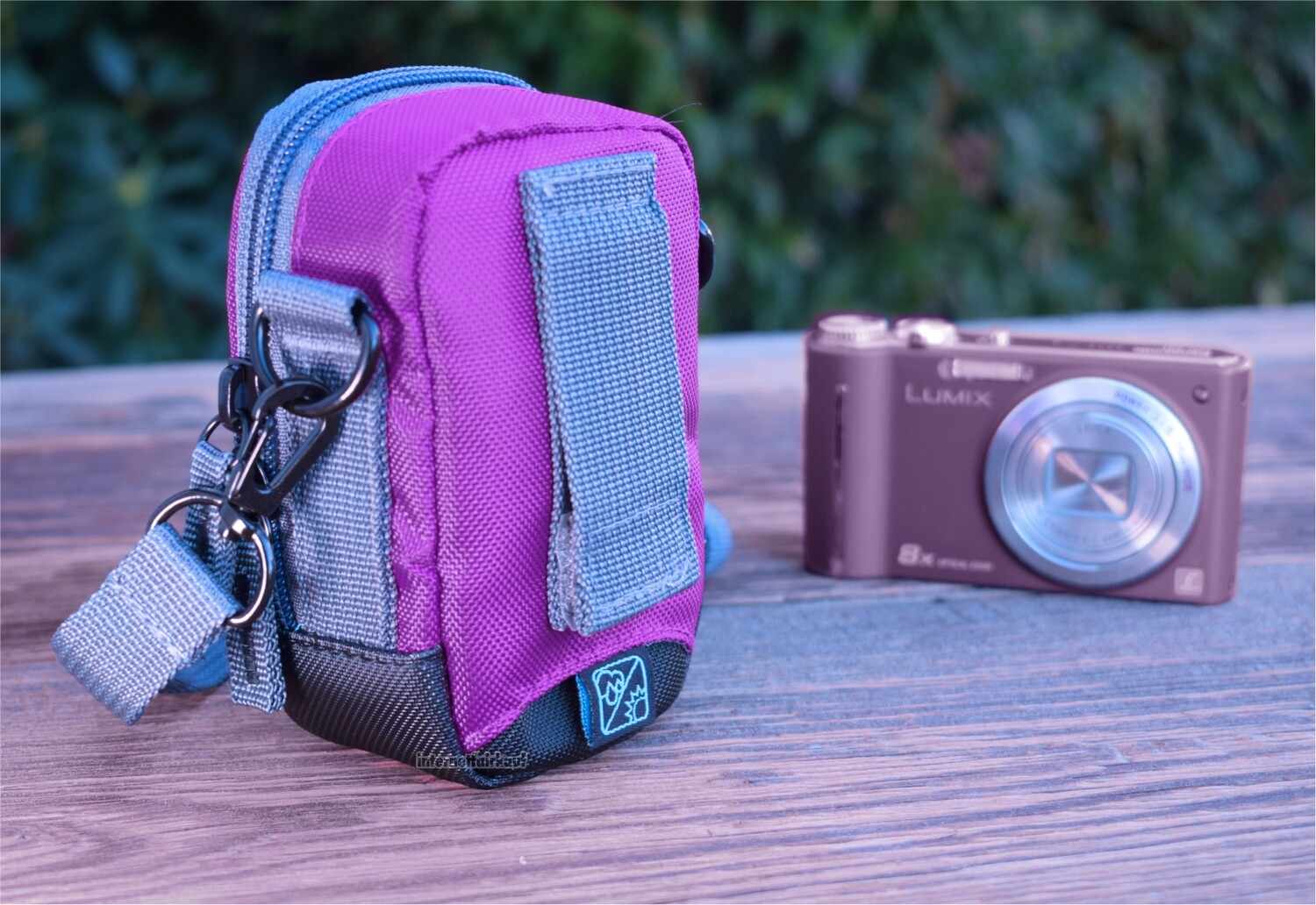 Kameratasche purple passend für Nikon Coolpix L28