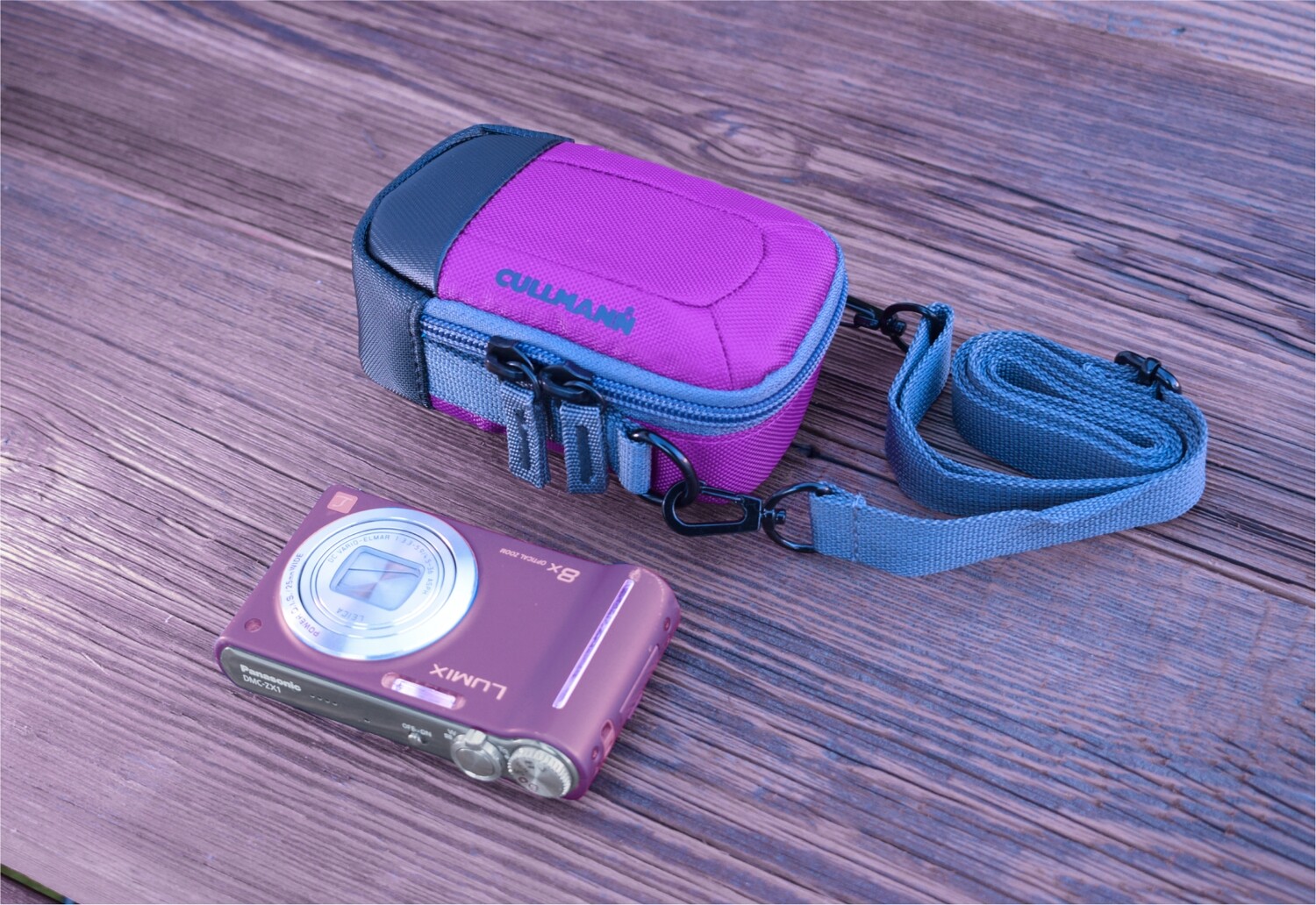 Kameratasche purple passend für Panasonic Lumix DMC-TZ22