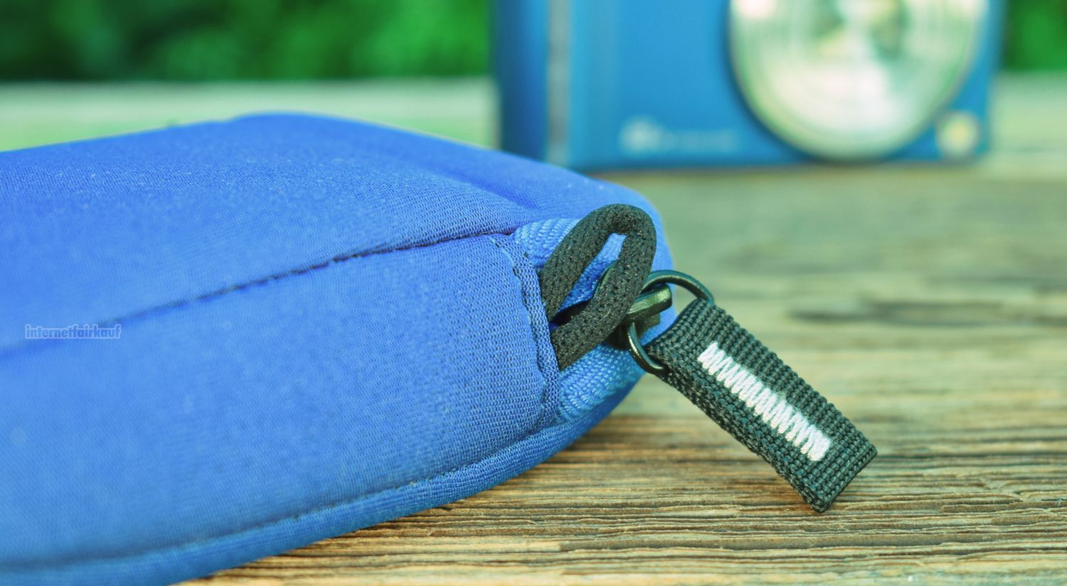 Neoprene Etui Kameratasche blau passend für Polaroid iX 828N