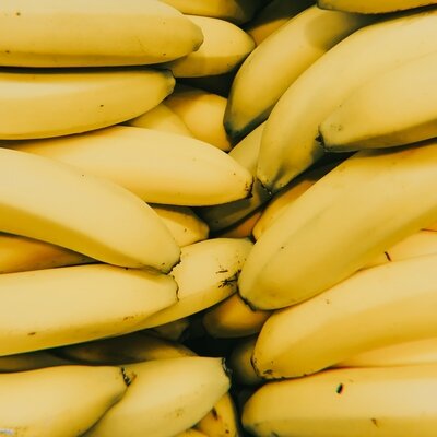 Banana (Lacatan) kg
