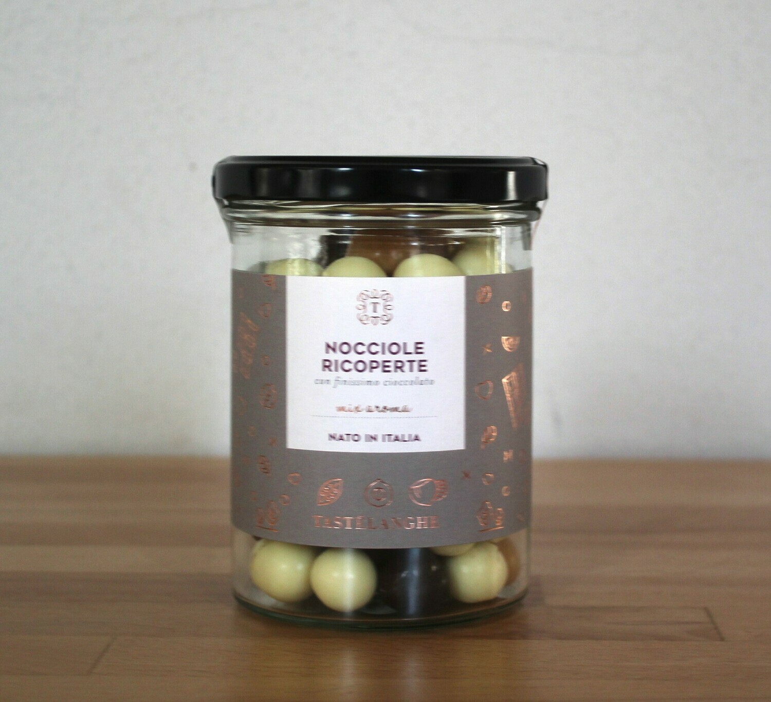 Nocciole ricoperte con mix di cioccolato - 200gr